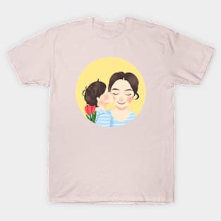 Kiss for best mom ever T-Shirt